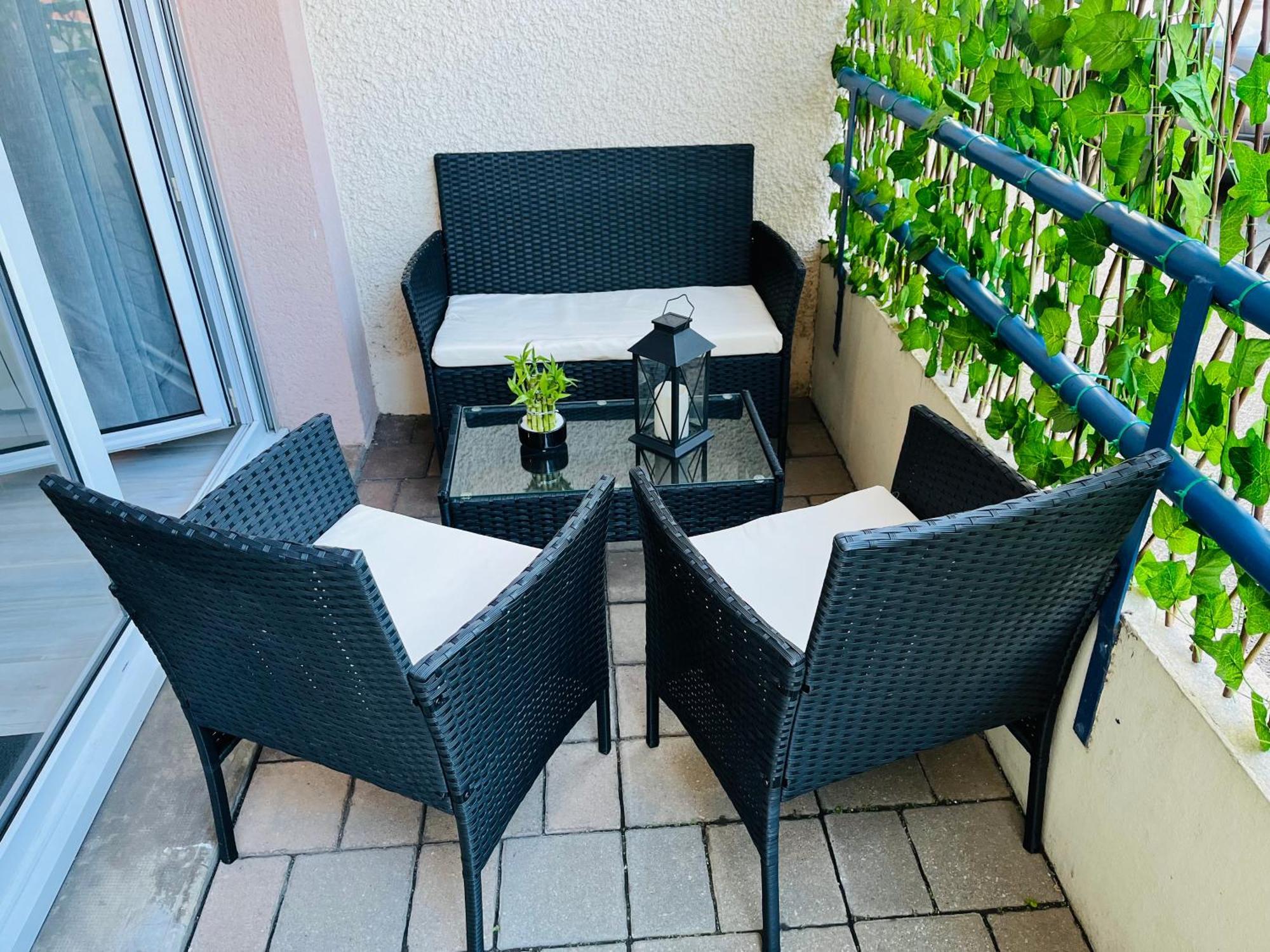 Au Bord De L'Eau Apartment Конкарно Екстериор снимка